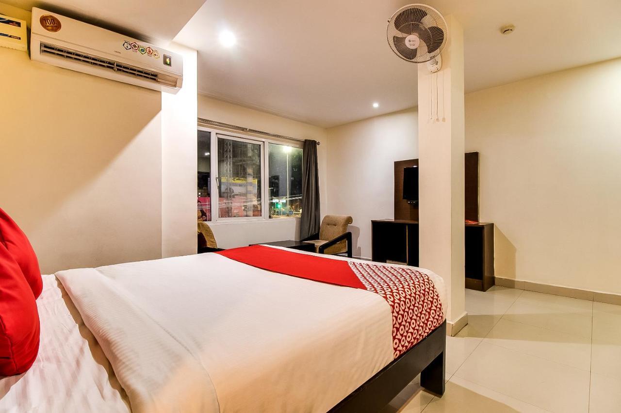 Oyo Flagship 9115 Hotel Udayee International Tirupati Exterior foto